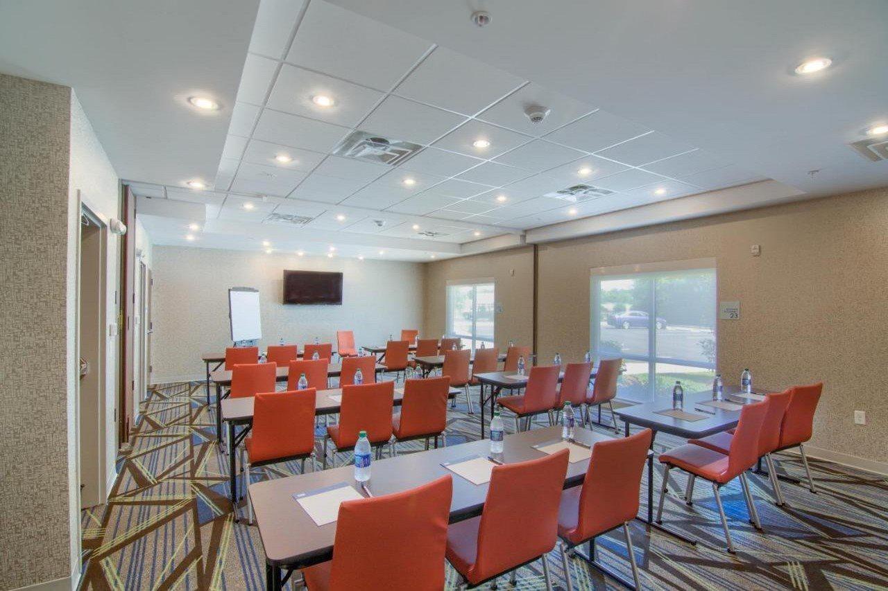 Holiday Inn Express & Suites Mobile - University Area By Ihg Exterior foto